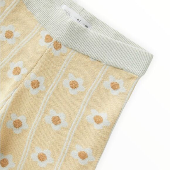ZARA Kids | Yellow | JACQUARD KNIT SHORTS - Picture 3 of 6